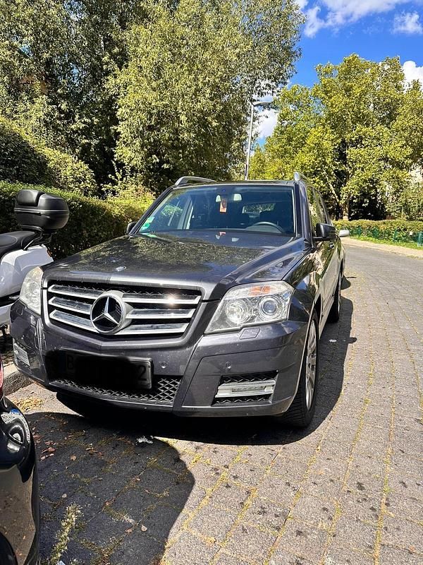 Grau Gebraucht 2010 Mercedes GLK250 SUV | 8.799 € (Fairer Preis) - Bild 1/4
