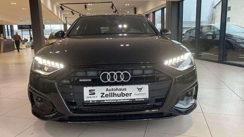 Gebraucht Audi A4 Sport 265 PS (194 kW) 2021 Schwarz Kombi