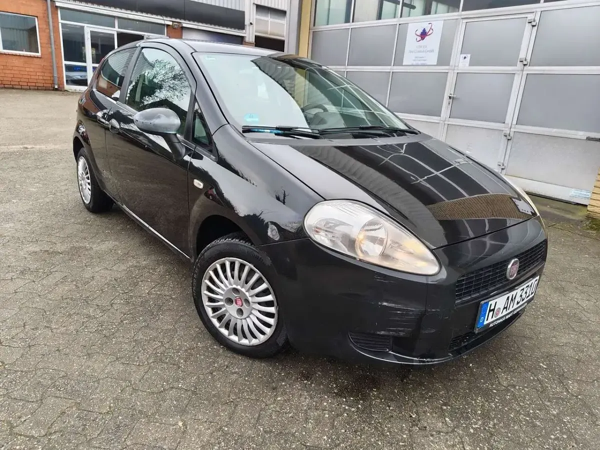 Gebraucht Fiat Punto Dynamic 77 PS (56 kW) 2007 Crossover schwarz Kleinwagen