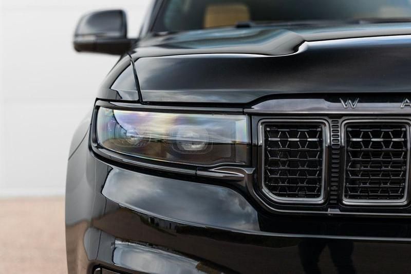 Gebraucht Jeep Wagoneer 519 PS (381 kW) 2024 Schwarz SUV