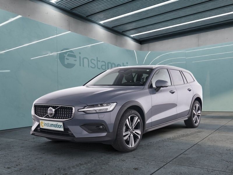 Gebraucht Volvo V60 Plus 197 PS (144 kW) 2023 Grau Kombi