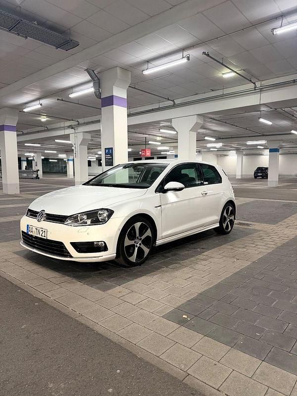 Weiß Gebraucht 2014 VW Golf Cup Coupé | 9.000 € (Fairer Preis) - Bild 1/4