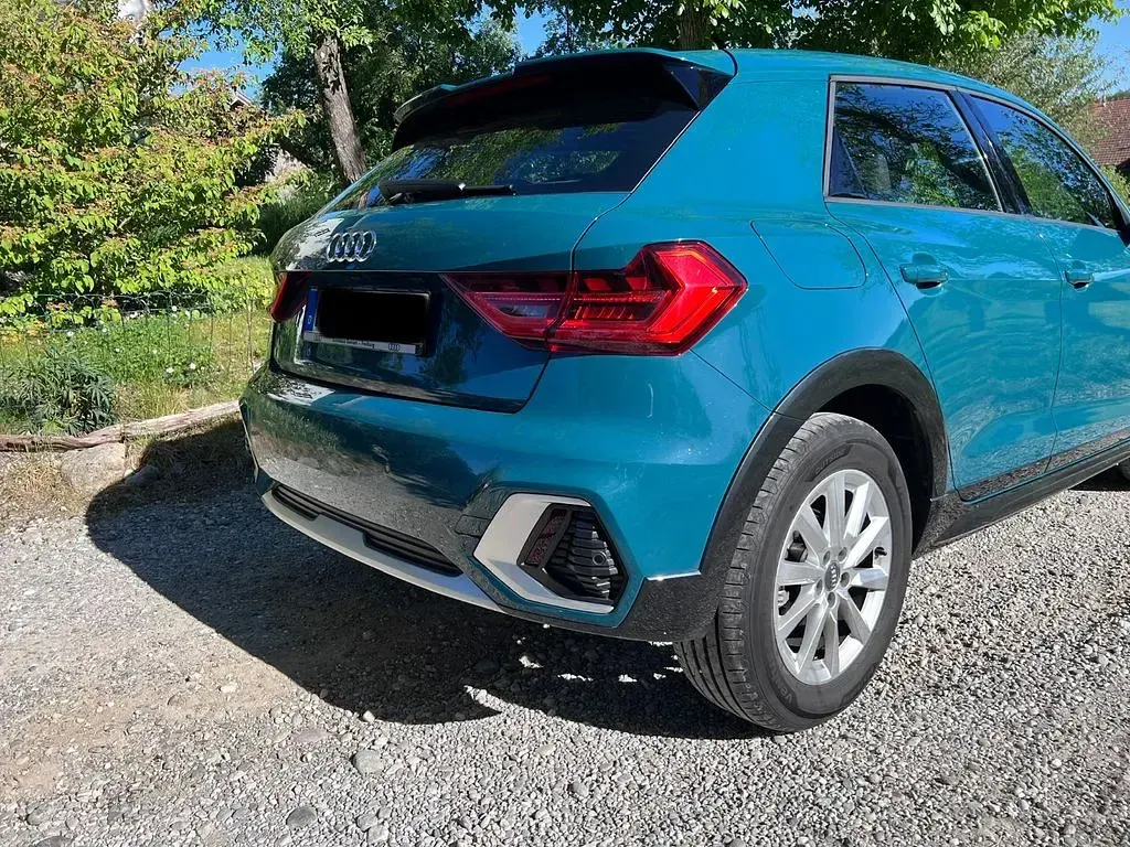 Gebraucht Audi A1 116 PS (85 kW) 2020 Grün SUV