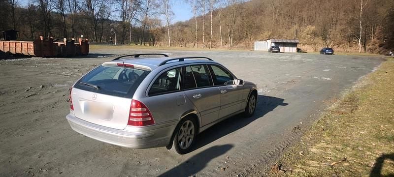Gebraucht Mercedes C230 Elegance 204 PS (150 kW) 2006 Grau Kombi