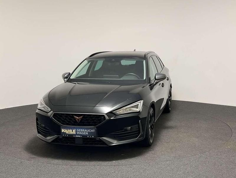 Gebraucht Cupra Leon 150 PS (110 kW) 2023 Mitternachtsschwarz Kombi