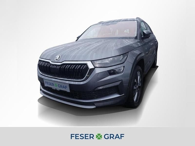Graphitegrau metallic Gebraucht 2022 Skoda Kodiaq Ambition SUV | 25.740 € (Fairer Preis) - Bild 1/4