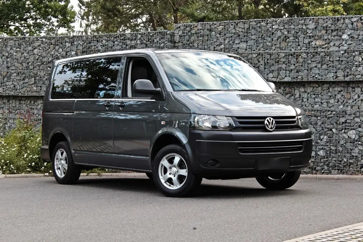 Usata VW Transporter 140 CV (102 kW) 2014 Grigio Furgone