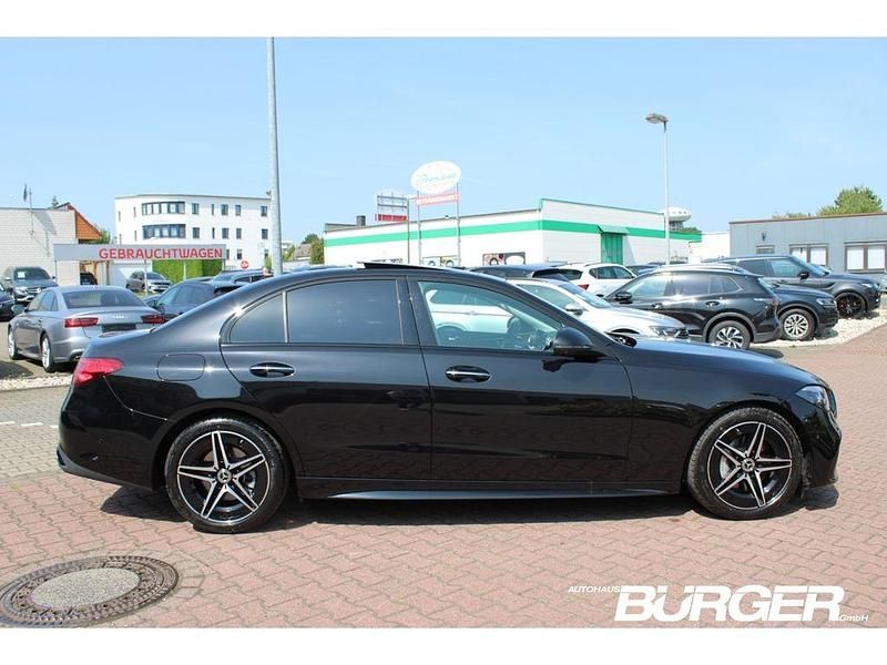 Gebraucht Mercedes C200 AMG 204 PS (150 kW) 2024 Schwarz Limousine