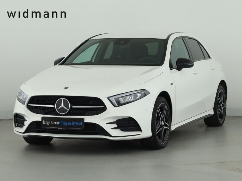 Unilack polarweiss Gebraucht 2021 Mercedes A250 AMG Limousine | 23.850 € (Guter Preis) - Bild 1/4