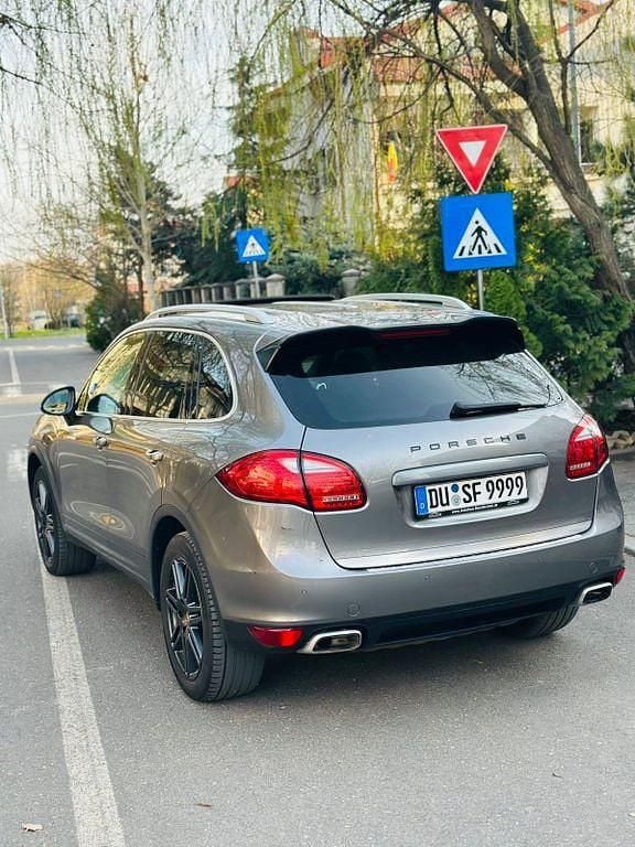 Gebraucht Porsche Cayenne 245 PS (180 kW) 2011 Grau SUV