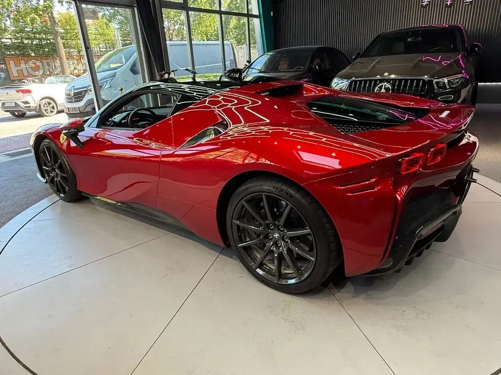 Gebraucht Ferrari SF90 999 PS (734 kW) 2021 Rot