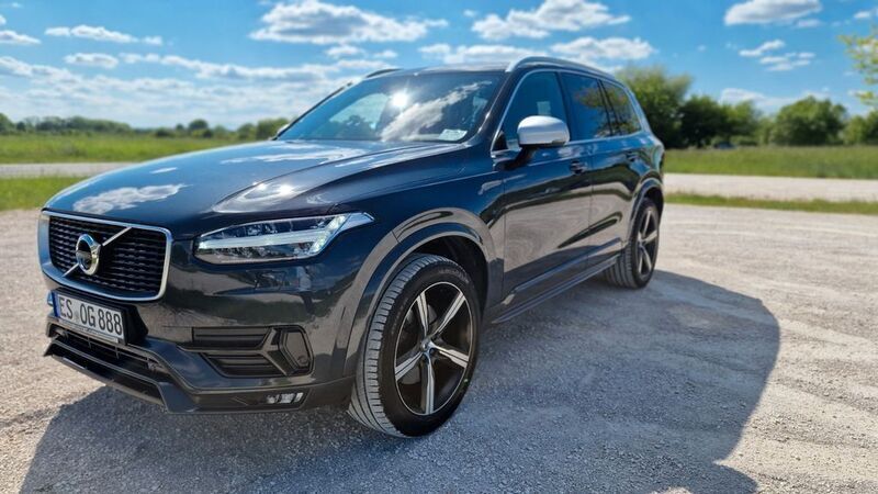 Grau Gebraucht 2018 Volvo XC90 R-Design SUV | 29.500 € (Fairer Preis) - Bild 1/4