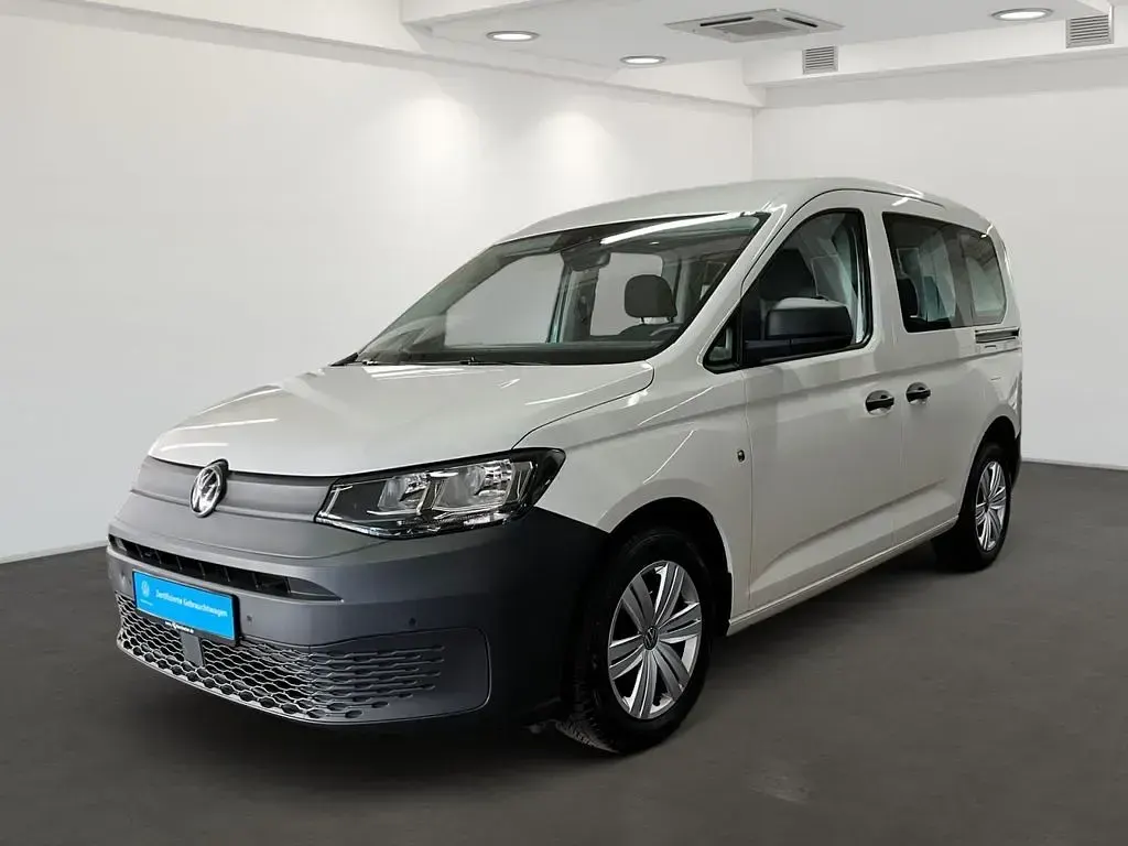 Gebraucht VW Caddy Basis 114 PS (83 kW) 2023 Weiß Van / Kleinbus