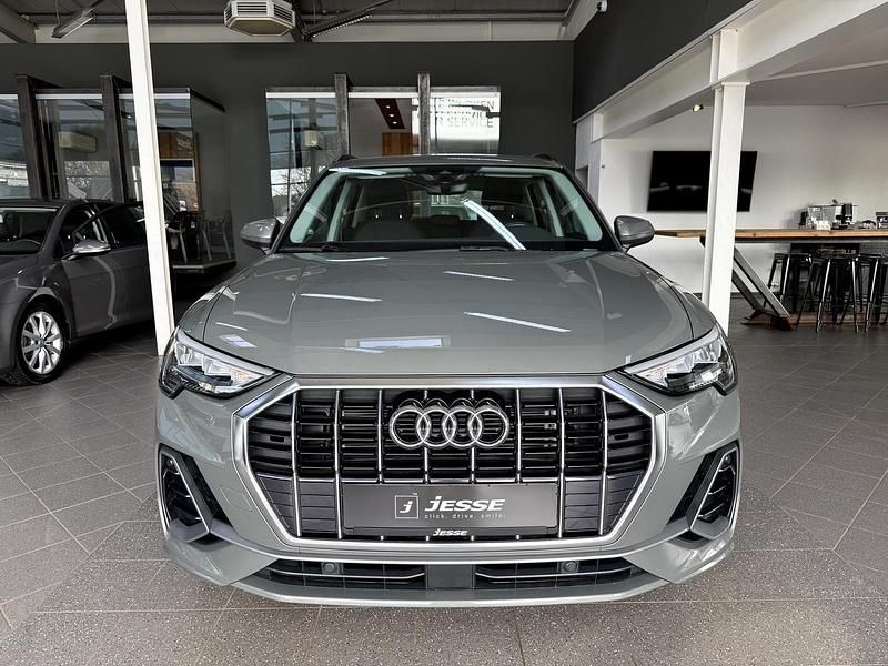 Gebraucht Audi Q3 S-Line 150 PS (110 kW) 2022 Grau metallic SUV