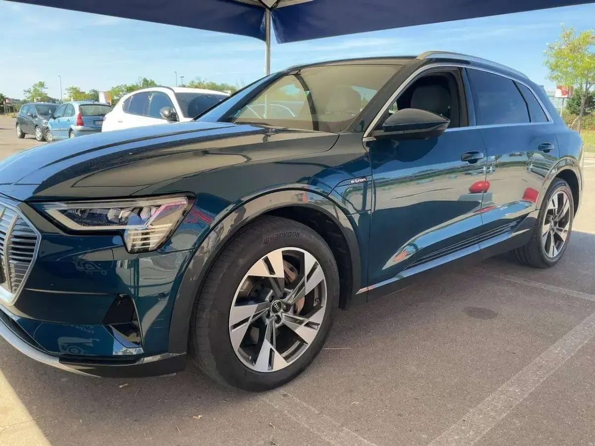 Gebraucht Audi e-tron Advanced 300 kW (408 PS) 2021 Blau SUV
