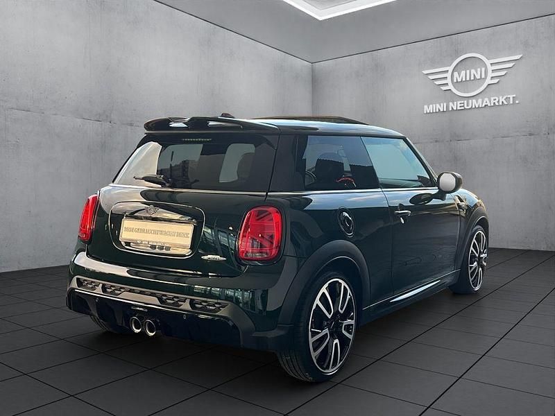 Gebraucht Mini John Cooper Works 231 PS (169 kW) 2022 Rebel green uni Kleinwagen