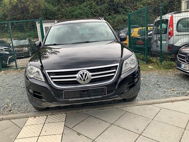 Schwarz Gebraucht 2010 VW Tiguan SUV | 5.500 € (Superpreis) - Bild 1/4