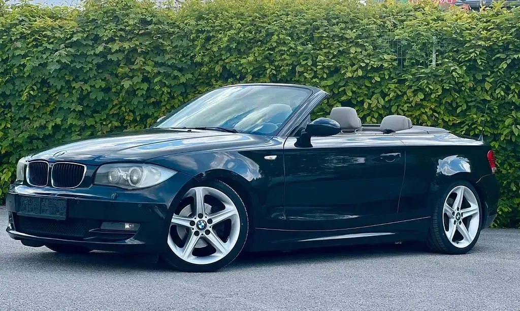 Gebraucht BMW 125 Cabriolet Advantage 218 PS (160 kW) 2008 Schwarz Cabrio