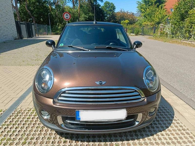 Gebraucht Mini Cooper Cabriolet 122 PS (89 kW) 2011 Braun Cabrio