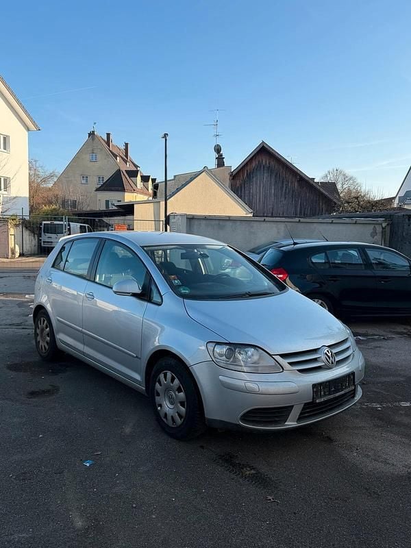 Silber Gebraucht 2006 VW Golf IV Kleinwagen | 1.100 € (Superpreis) - Bild 1/4