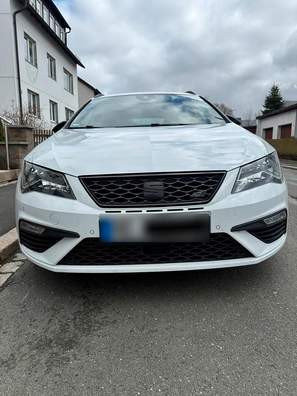 Gebraucht Seat Leon 4Drive 300 PS (220 kW) 2020 Weiß Kombi
