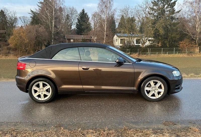 Gebraucht Audi A3 105 PS (77 kW) 2011 Braun Kleinwagen