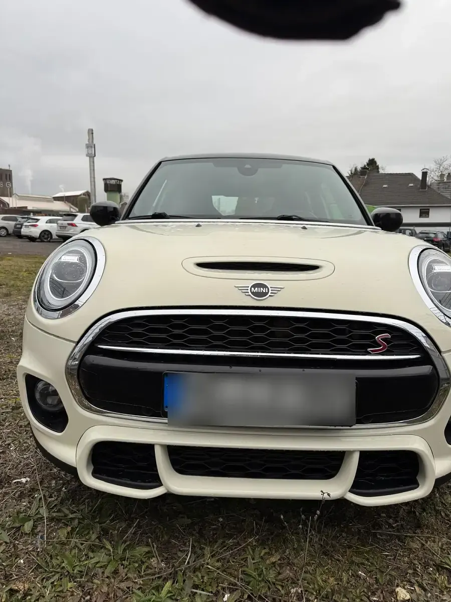 Gebraucht Mini John Cooper Works Pepper 192 PS (141 kW) 2020 Weiß Kleinwagen
