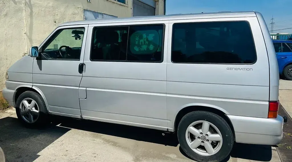 Usado VW T4 151 HP (111 kW) 2003 Prateado Van