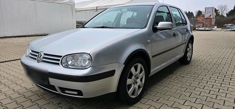Gebraucht VW Golf IV 102 PS (75 kW) 1999 Silber Kleinwagen