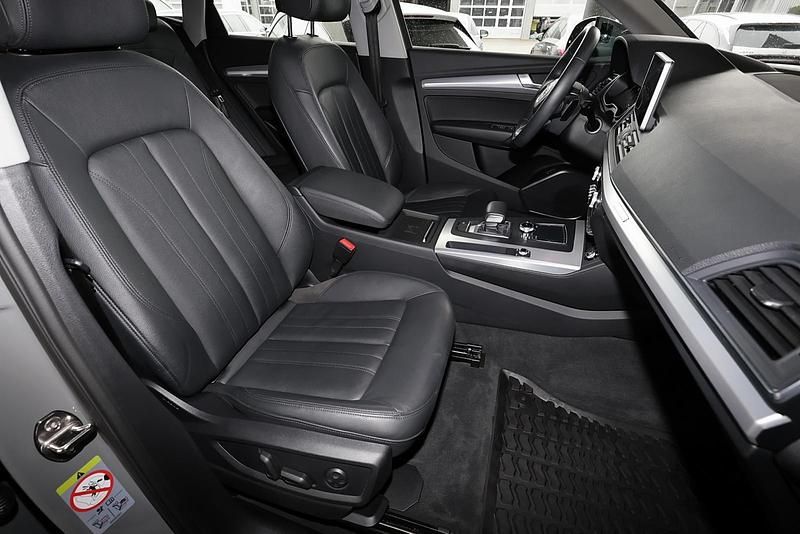 Gebraucht Audi Q5 Ambiente 286 PS (210 kW) 2020 Quantumgrau SUV