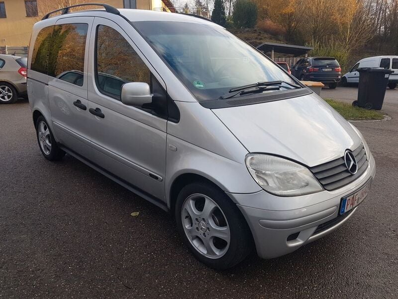 Gebraucht Mercedes Vaneo 91 PS (66 kW) 2004 Silber Van / Kleinbus
