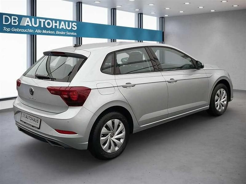 Gebraucht VW Polo Life 95 PS (69 kW) 2023 Silber Kleinwagen