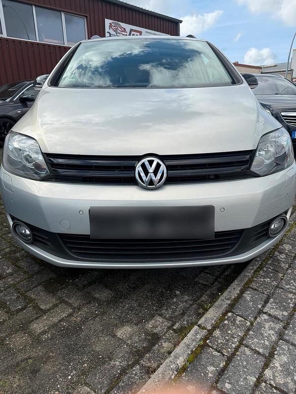 Gebraucht VW Golf VII Match 90 PS (66 kW) 2012 Silber Kleinwagen