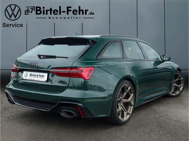 Gebraucht Audi RS6 Performance 630 PS (463 kW) 2024 Grün Kombi