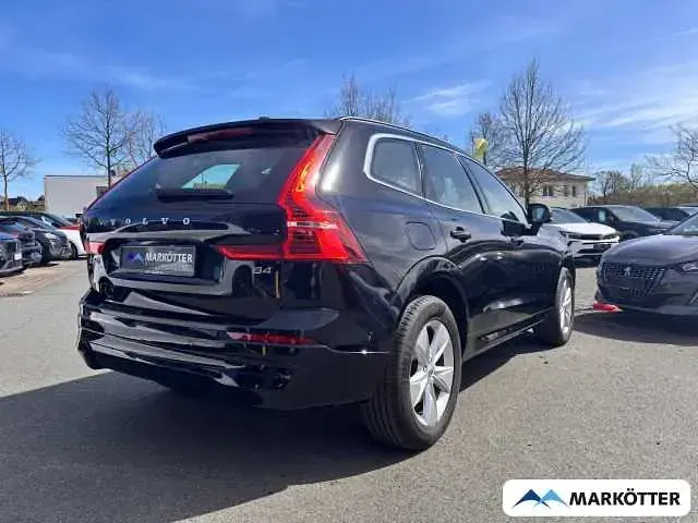 Gebraucht Volvo XC60 145 PS (106 kW) 2023 SUV