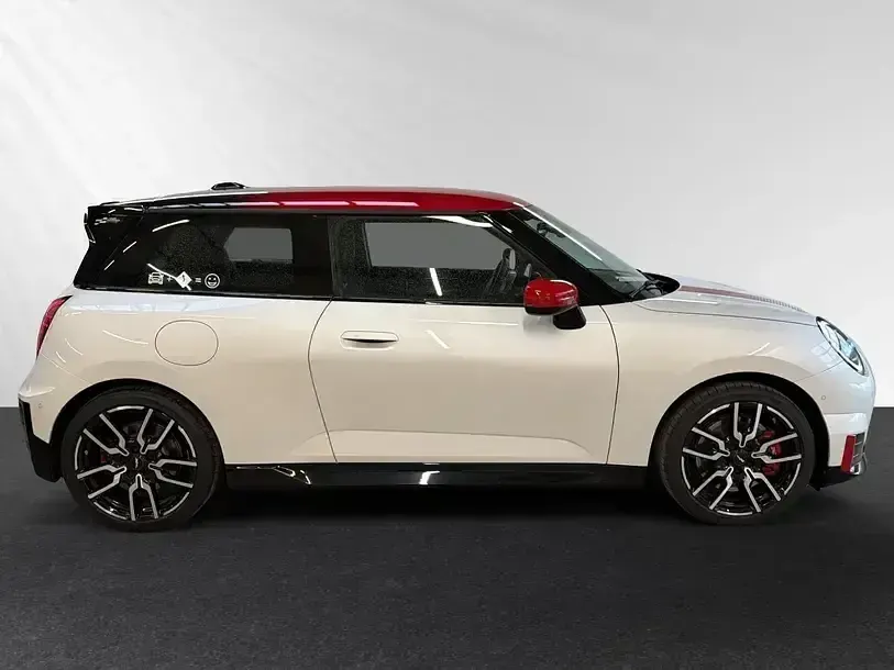 Gebraucht Mini John Cooper Works 258 PS (189 kW) 2025 Nanuq white Kleinwagen