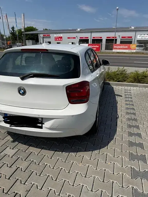 Gebraucht BMW 118 143 PS (105 kW) 2012 Weiß Kleinwagen