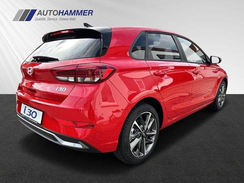 Gebraucht Hyundai i30 Advantage 101 PS (74 kW) 2025 Rot Limousine