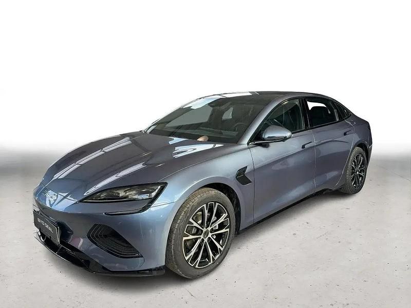 Neu BYD Seal Comfort 169 kW (230 PS) 2026 Grau Limousine