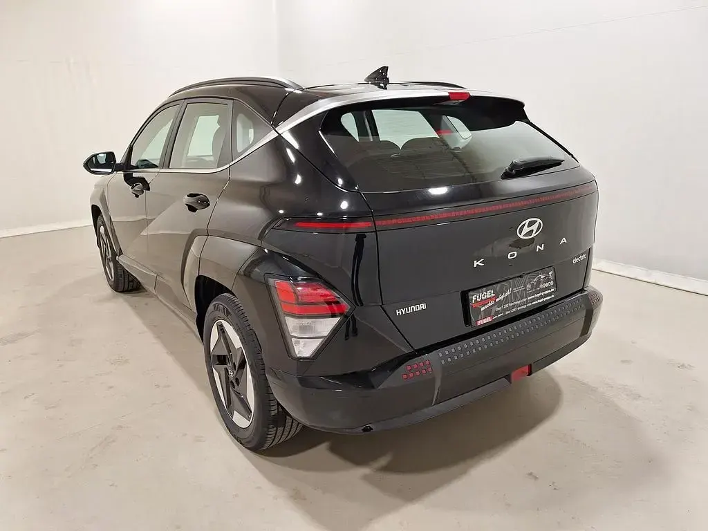 Neu Hyundai Kona Advantage 114 kW (156 PS) 2026 Abyss black / mic SUV