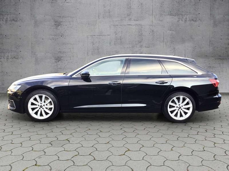 Gebraucht Audi A6 Ambiente 286 PS (210 kW) 2022 Mythosschwarz metallic Kombi