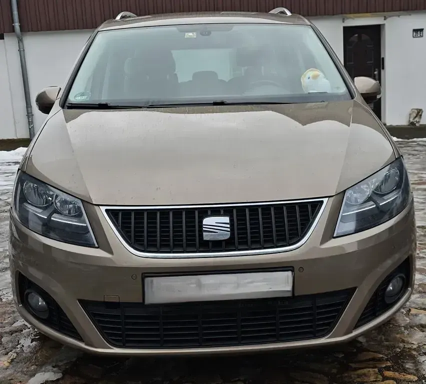 Gebraucht Seat Alhambra 177 PS (130 kW) 2014 Gold Van / Kleinbus