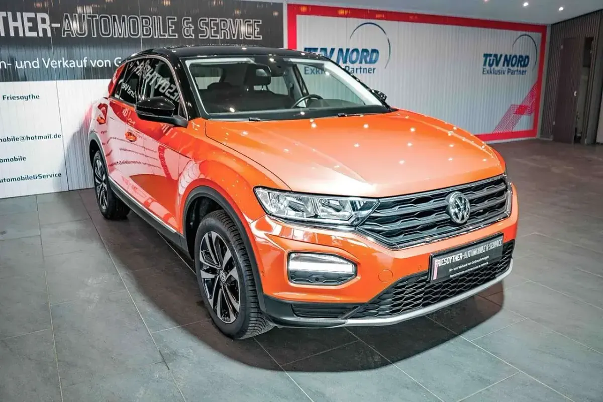 Gebraucht VW T-Roc IQ Drive 150 PS (110 kW) 2019 Orange SUV
