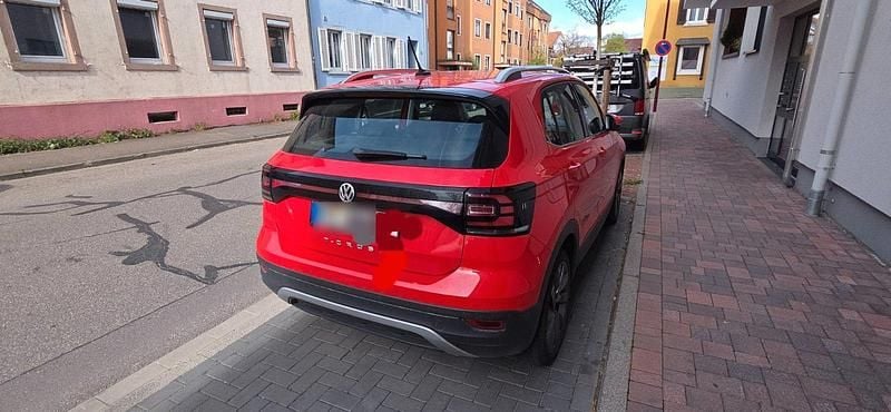 Gebraucht VW T-Cross 95 PS (69 kW) 2020 Rot SUV