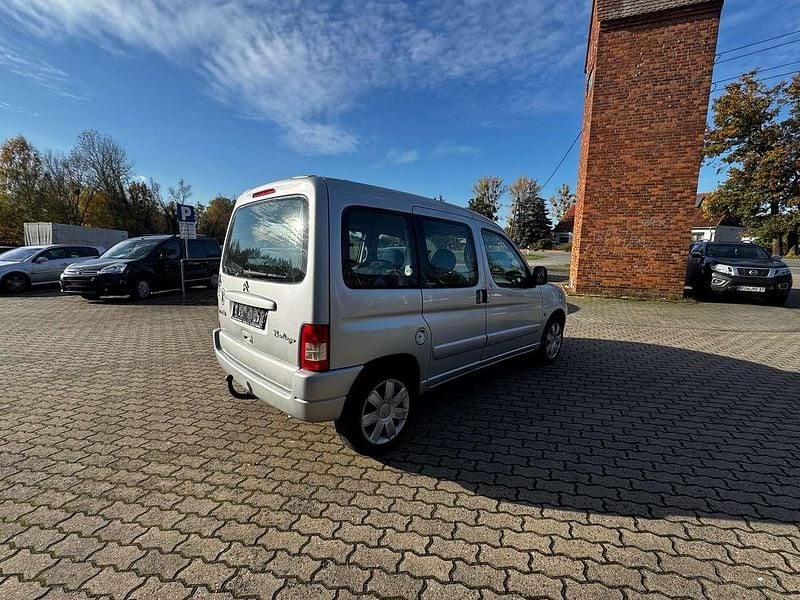 Gebraucht Citroën Berlingo 90 PS (66 kW) 2005 Lackierung aluminiumgrau Van / Kleinbus