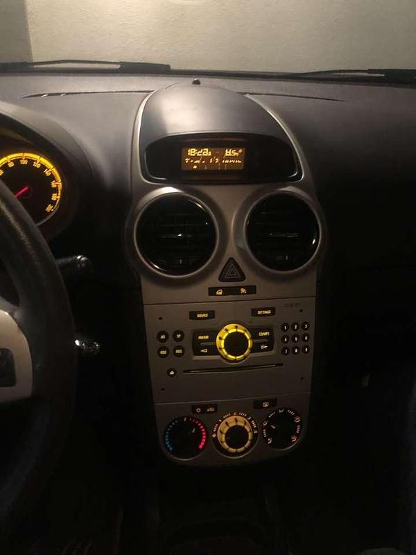 Gebraucht Opel Corsa Catch Me 80 PS (58 kW) 2007 Rot Kleinwagen