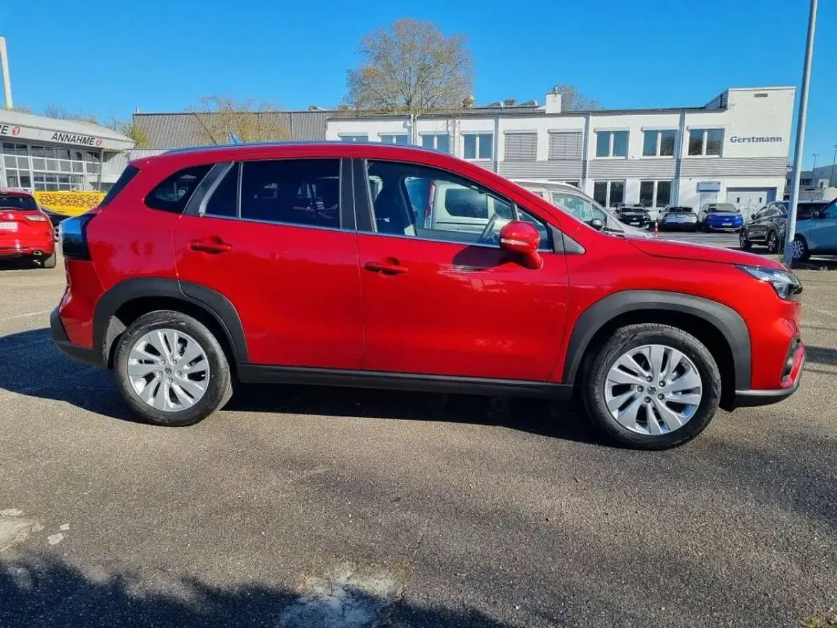 Gebraucht Suzuki SX4 S-Cross Comfort 129 PS (94 kW) 2026 Energetic red pearl metallic SUV