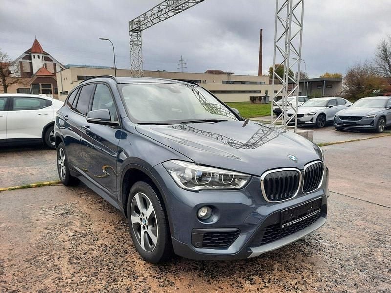 Grau Gebraucht 2016 BMW X1 Advantage SUV | 16.900 € (Fairer Preis) - Bild 1/4