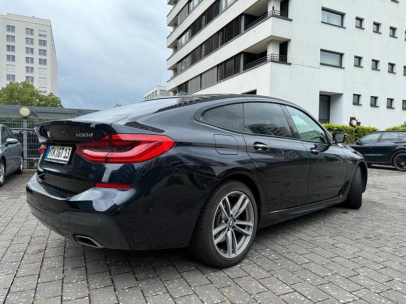 Gebraucht BMW 630 265 PS (194 kW) 2018 Blau Coupé