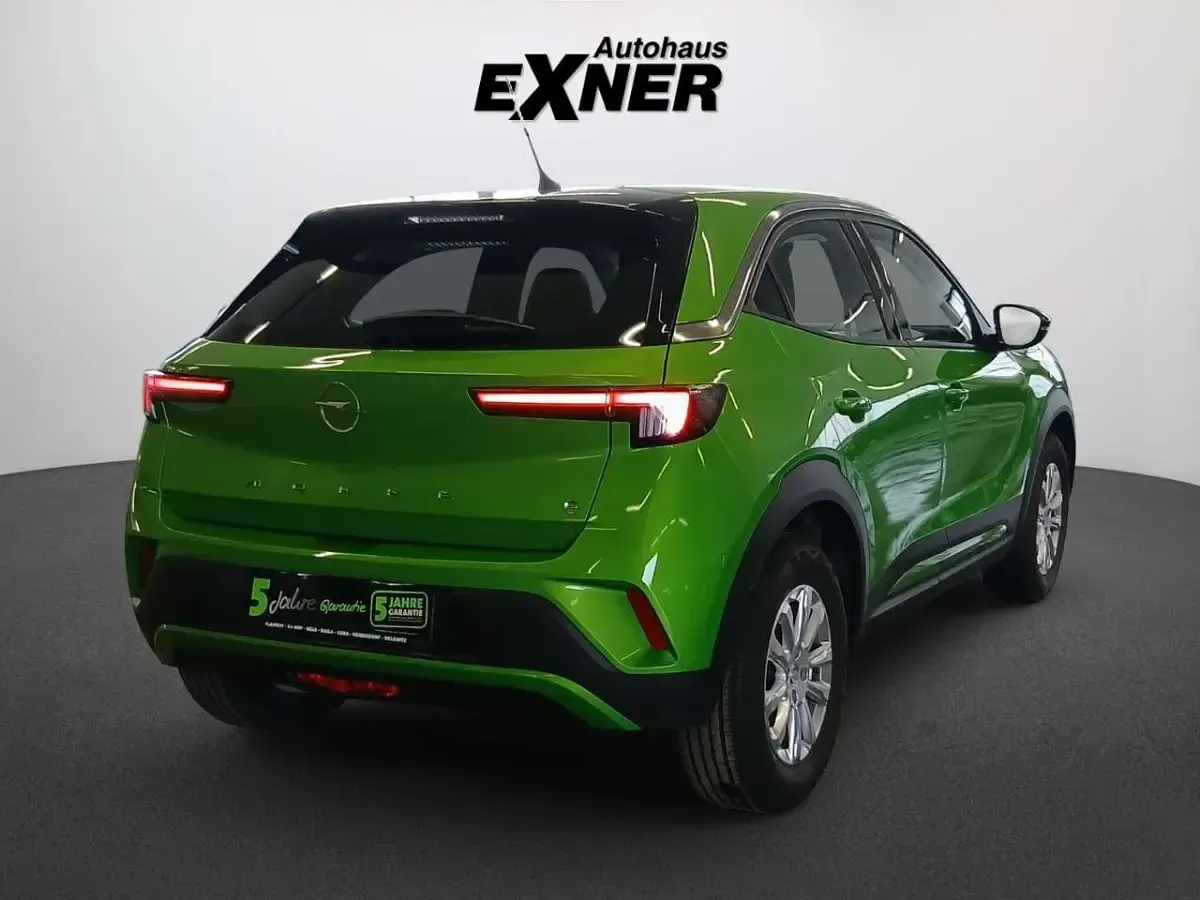 Gebraucht Opel Mokka-e Edition 100 kW (136 PS) 2022 Grün SUV